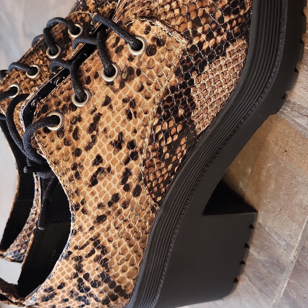 Topshop Snakeskin Print Lace-up Chunky Heel Brogue Shoes, Size 8 - Picture 12 of 16